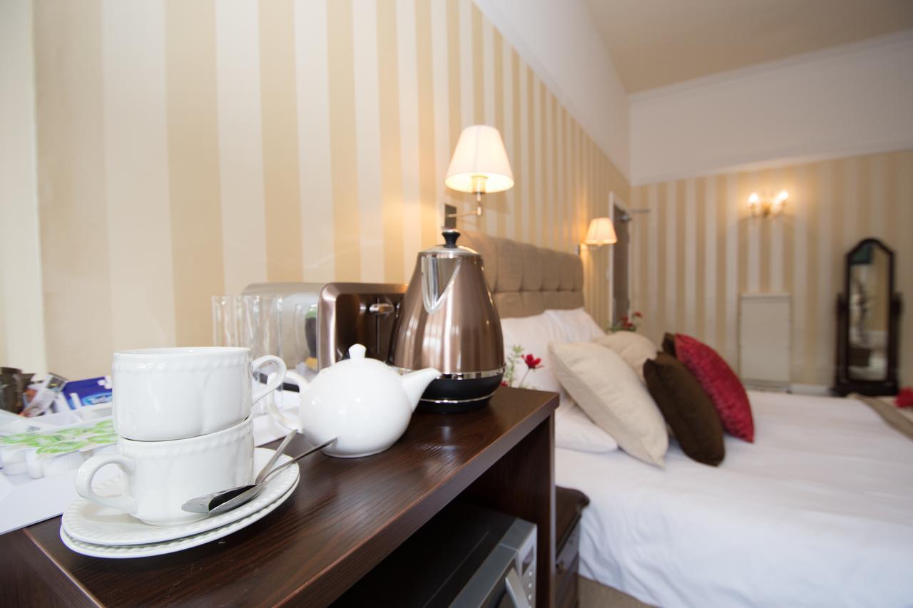 NormanHurst Hotel Sale Eksteriør bilde