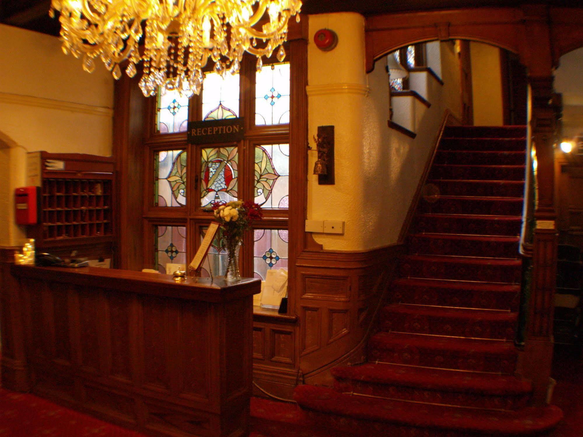 NormanHurst Hotel Sale Eksteriør bilde