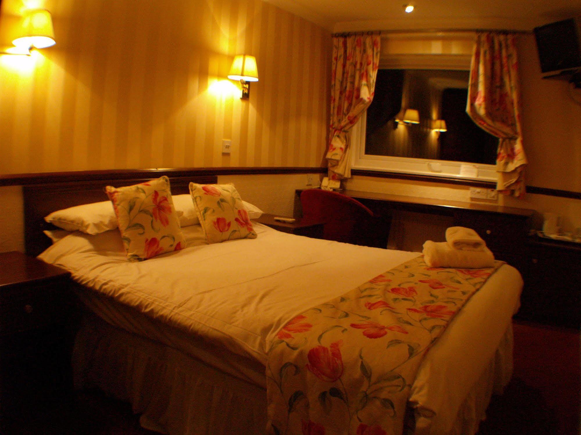 NormanHurst Hotel Sale Eksteriør bilde